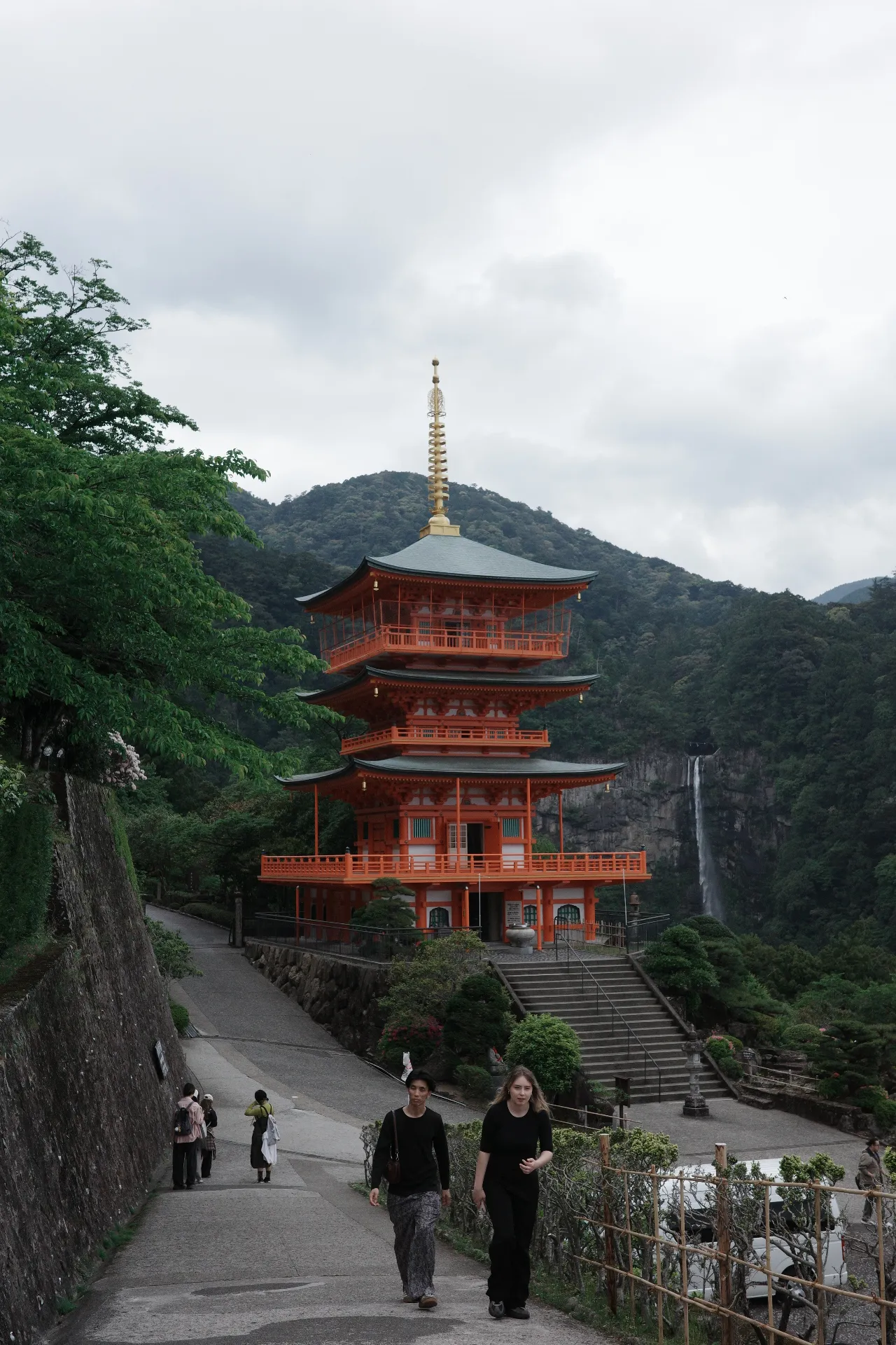 写真：熊野那智大社、五重塔