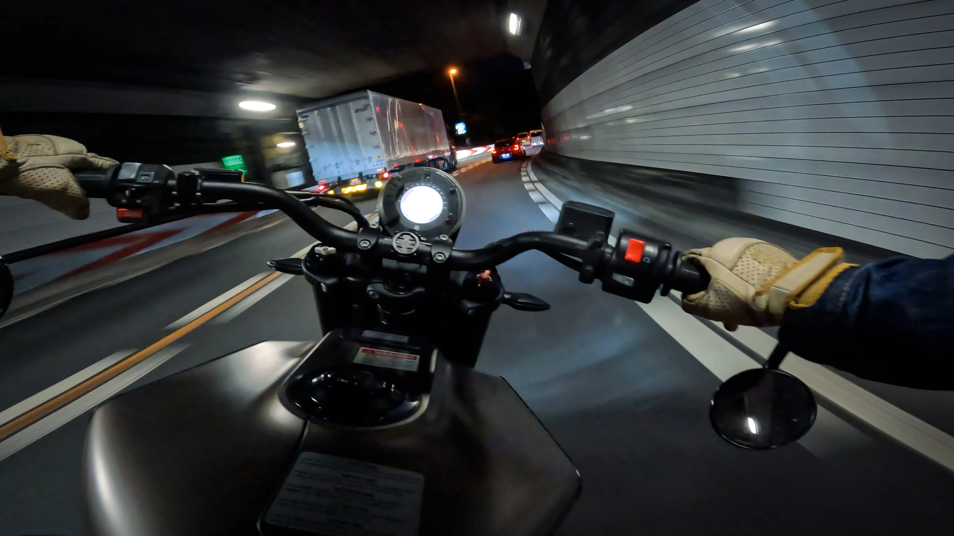 Svartpilen701の乗車イメージ