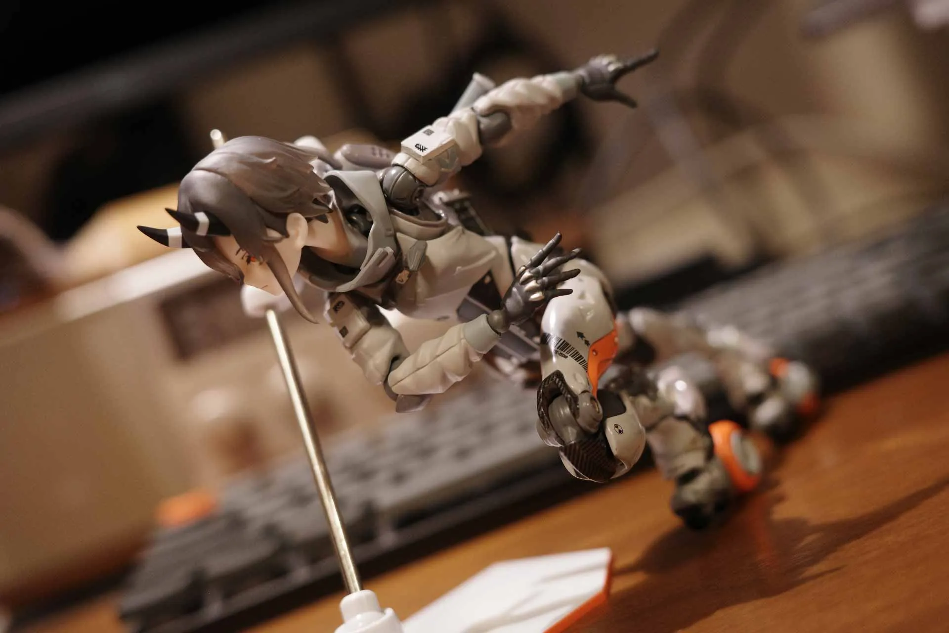 アクションフィギュア、MOTORED CYBORG RUNNER