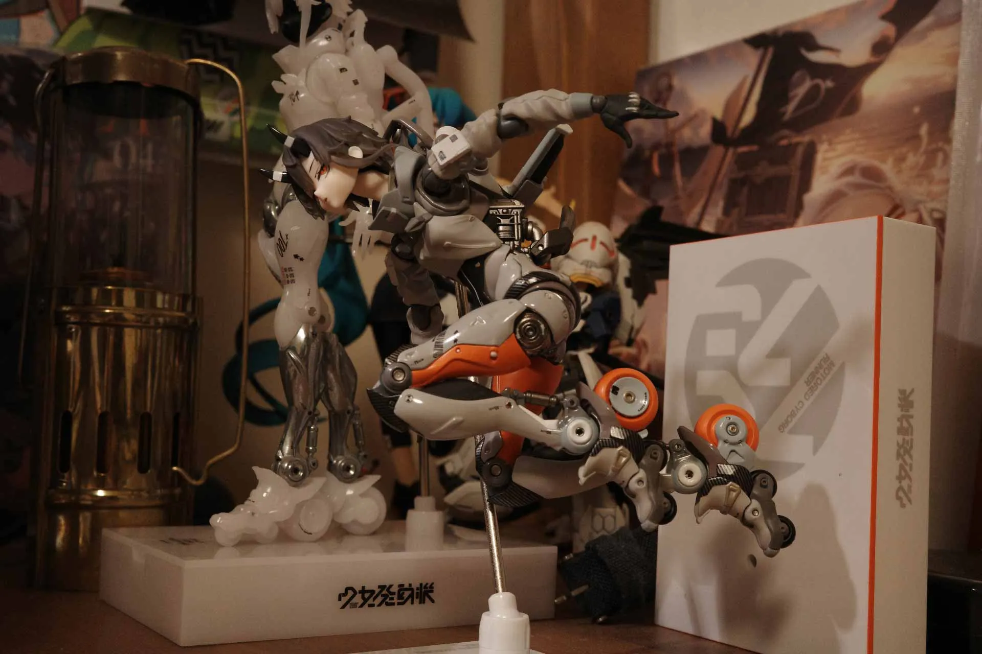 アクションフィギュア、MOTORED CYBORG RUNNER